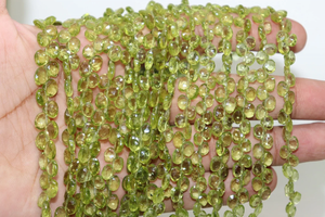 Vente en gros 5-6mm pierre naturelle péridot facettes perles en forme de coeur avec coupe latérale 8 pouces de long - Product Image 4