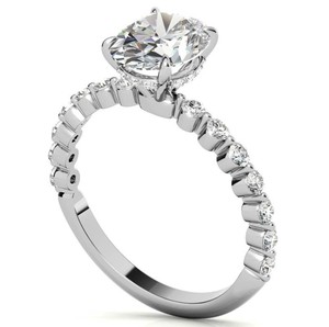Anillo de Moissanita con Halo Oculto de Corte Ovalado, Plata de Ley 925, Chapado en Oro Blanco, Regalo de Lujo para Compromiso, Boda o Aniversario para Ella - Product Image 3