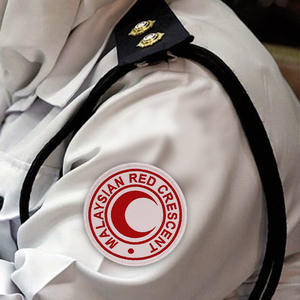 Écussons et badges brodés personnalisés de qualité supérieure et abordables, avec bordure découpée au laser, étiquettes en tissu lavables pour l'image de marque des entreprises et les vêtements - Product Image 1