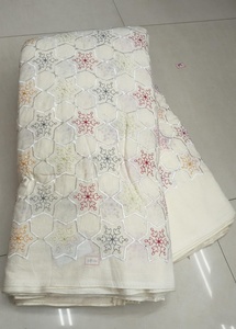 Tela de algodón suave de primera calidad para mayoreo, con bordado pesado y motivos étnicos, ideal para diseñadores de trajes Salwar, Kurtis y vestidos. - Product Image 4
