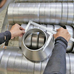 ท่อร่วมศูนย์กลางสเตนเลสสตีล 304 316 ASME B16 9 ASTM แบบไร้รอยต่อและแบบเชื่อม สำหรับแรงดันสูง ใช้ในงานต่อเรือและบำบัดน้ำ - Product Image 3