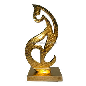Sculpture décorative en aluminium avec finition dorée pour la décoration de la maison Sculpture en métal Articles cadeaux Diwali - Product Image 6