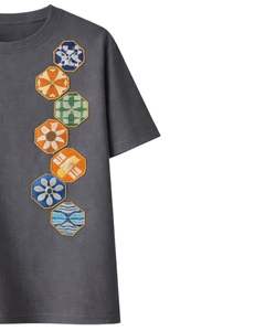 Camiseta de Mujer Personalizada en Gris Carbón con Bordado de Patchwork, Cuello Redondo, Algodón Suave, Manga Corta, Informal, Ligera, para Verano - Product Image 4