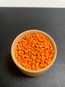 Masterbatch de couleur jaune pour film plastique PE PP, jouets en plastique, emballage, moulage par injection, extrusion, soufflage - Product Image 1