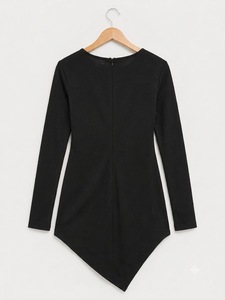 Débardeur côtelé noir asymétrique à manches longues en coton, coupe ajustée, avec détails boutonnés sur le côté, respirant pour un usage décontracté - Product Image 2