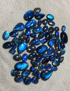 Cabochons de labradorite bleue de haute qualité, pierres précieuses naturelles faites à la main, pierres brutes polies à la main pour la fabrication de bijoux - Product Image 2