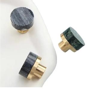 Ensemble de poignées et boutons de meuble en laiton massif de luxe, quincaillerie décorative haut de gamme pour tiroirs de cuisine, armoires et placards - Product Image 3