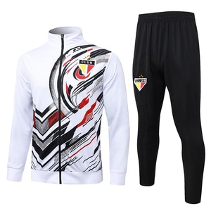 ชุดเซ็ต 2 ชิ้น เสื้อฮู้ดซิปและกางเกงวอร์มทรงสลิมฟิต แต่งผ้าแบบแพทช์เวิร์ค ผสมสีสัน สไตล์สตรีทแฟชั่น สำหรับผู้ชาย ทำจากผ้าฝ้าย - Product Image 1