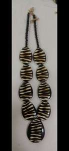 Collar Hecho a Mano con Cuerno de Búfalo Natural para Mujer, Joyería Tribal Ligera para Regalo y Moda - Product Image 2