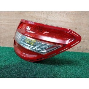 ไฟท้ายขวามือสองสำหรับรถยนต์ C-class รุ่น 2048202064 - Product Image 2