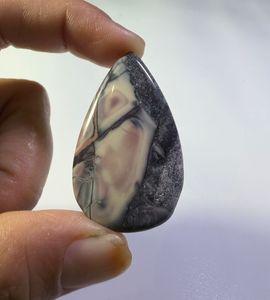 Gemas de amor: Jaspe de porcelana 100% natural de alta calidad, corte pera, piedra suelta para joyería curativa al por mayor, ideal para regalo. - Product Image 1