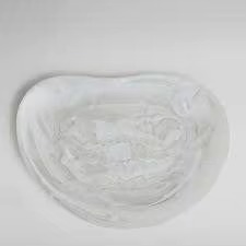 Assiette de service carrée en résine faite à la main, écologique, de qualité alimentaire, durable, luxueuse et décorative pour la maison, l'hôtellerie et la restauration - Product Image 2