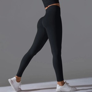 Leggings tricotés respirants taille haute pour femmes avec extensibilité premium, écologiques et imprimés sur mesure pour les acheteurs en gros - Product Image 6