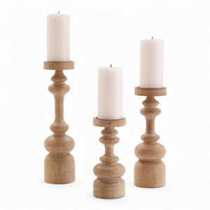 Juego de Portavelas de Madera Rústica Hechos a Mano con Detalles Tallados, Decoración Atemporal para el Hogar, para Navidad y Cumpleaños - Product Image 3