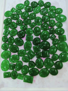 100% piedra de cuarzo verde Natural piedras de calidad de cuarzo piedras preciosas sueltas naturales cabujón de cuarzo verde hecho a mano - Product Image 2