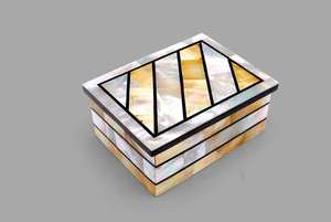 Caja de joyería de nácar de diseño artesanal, caja de almacenamiento decorativa de resina de lujo con incrustaciones de nácar, a precio de fábrica. - Product Image 3