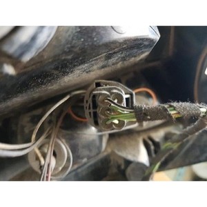 ไฟท้ายมือสองที่ใช้แล้ว ด้านขวา - Product Image 4
