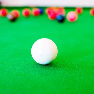 Juego Completo de Bolas de Billar RX Sports MA-0909, Caja Negra, 8 Bolas, Resina Roja y Amarilla, Personalizable - Product Image 5