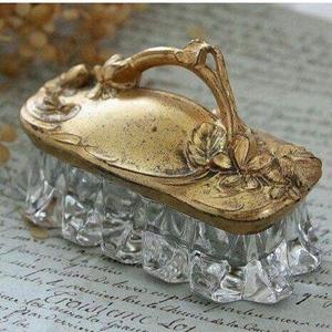 Boîte de rangement de vanité en laiton et aluminium, décorative et prestigieuse, pour hôtels et décoration de table à domicile - Product Image 3