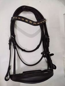 Brida de Doma de Cuero Negro con Diadema Ondulada de Cristal Diamante y Narquera Acolchada FHS BR262701 - Product Image 1