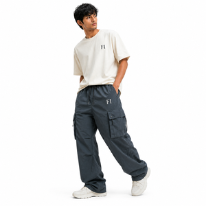 Pantalones Cargo de Nylon Personalizados al por Mayor para Hombre, Cintura Elástica, Pierna Ancha, Múltiples Bolsillos, Cordón Ajustable, Ligeros, Estilo Casual Urbano - Product Image 6