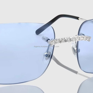 Gafas de Sol de Lujo RB Gems con Lentes Polarizadas, Protección UV400, Ligeras, Duraderas, Estilo Moderno, Unisex, para Hombre, en Dorado, Azul, Blanco y Amarillo - Product Image 3