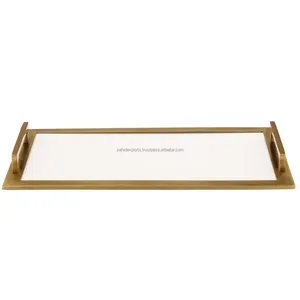 ถาดโลหะคุณภาพส่งออก ขายส่ง ถาดอาหารดีไซน์เนอร์สำหรับงานแต่งงาน  ตกแต่งด้วยคริสตัลสีเงิน  บุผ้ากำมะหยี่  แบรนด์ Zahid Exports ดีไซน์ทันสมัย - Product Image 2