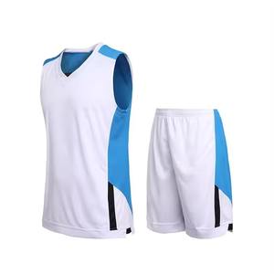 Conjunto de Camiseta y Pantalones Cortos de Baloncesto 100% Poliéster, Diseño Personalizado, Precio Económico, Último Modelo 2026, Uniforme de Baloncesto en Oferta - Product Image 5
