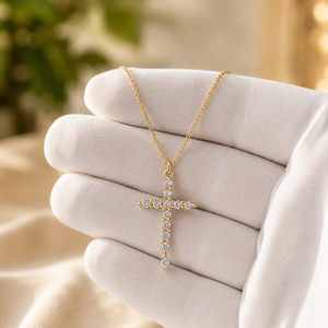 Cadenas chapadas en oro amarillo de 14 quilates con colgante de diamante redondo de talla brillante para uso diario de mujer - Product Image 5