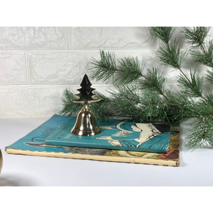 Campanas Colgantes de Metal Estilo Vintage en Latón Antiguo, Campanas Decorativas Hechas a Mano con Forma de Árbol de Navidad - Product Image 4