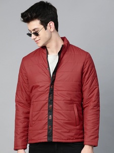 Blouson matelassé rouge pour homme, col montant, fermeture éclair frontale, coupe ajustée décontractée, coupe-vent, pour l'automne, couleur unie, rembourrage en polyester - Product Image 3