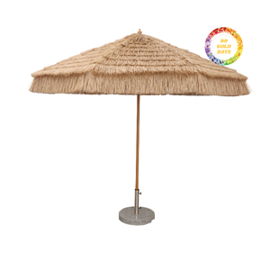 Sombrilla decorativa de hojas de palma para sombra en exteriores, ideal para hoteles, cafeterías y áreas de ocio al aire libre. - Product Image 6