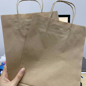 Sacs en papier kraft personnalisés - Sacs shopping/cadeaux en papier à prix avantageux en provenance du Vietnam en gros - Product Image 1