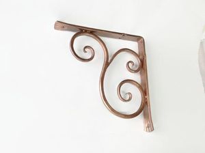 Soporte de estantería de hierro moderno que realza espacios contemporáneos con diseño minimalista, acabado elegante y utilidad práctica. - Product Image 3