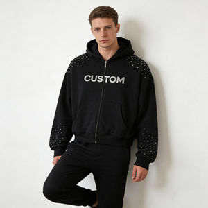 เสื้อฮู้ดดี้ผู้ชายแบบครอปทรงโอเวอร์ไซส์สีดำประดับหมุด ซิปหน้า สไตล์สตรีทแคชชวล ขายส่งจากโรงงาน ปรับแต่งได้ - Product Image 5