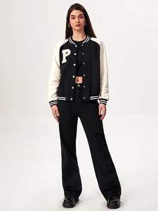 Chaquetas Varsity para Mujer con Mangas de Cuero, Colección de Invierno, Ropa Urbana, Chaquetas Varsity Premium para Dama - Product Image 4