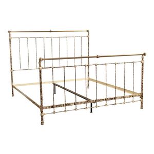 Cadre de lit en laiton robuste avec finition antique pour un mobilier de chambre élégant et durable - Product Image 4