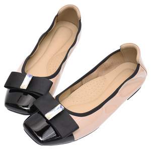Zapatos Planos de Ballet para Mujer Ann's, de Piel de Cordero Genuina Rosa, con Punta Cuadrada y Detalle de Lazo, Cómodos y Fáciles de Poner - Product Image 1