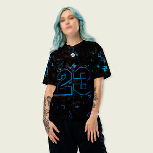 เสื้อเจอร์ซีย์อเมริกันฟุตบอลแบบสั่งทำขายส่ง ลายพิมพ์แบบซับลิเมชั่น ทรงโอเวอร์ไซส์ ระบายอากาศได้ดี คอวี สำหรับทุกเพศทุกวัย ผลิตตามแบบ OEM ผ้าตาข่าย - Product Image 1