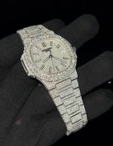 Montre mécanique élégante et luxueuse pour homme, cadran carré arrondi, acier inoxydable, bracelet de 20 mm, verre cristal, résistance à l'eau 100 bars, ETA - Product Image 3