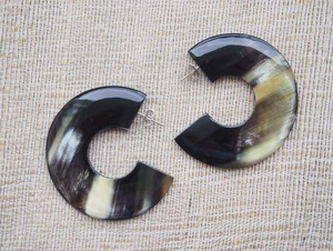 Boucles d'oreilles longues en corne de buffle naturelle, artisanales, style antique, bijoux de mode, artisanat naturel, ZEHRA INDUSTRIES HR-544 - Product Image 2