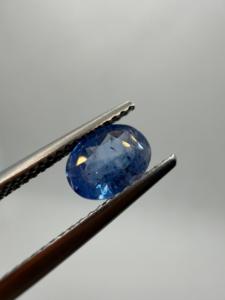 Zafiro Azul Natural, Corte Ovalado, 1.30CT, 7.5x5.5x3mm, Tratado Térmicamente, Gema Facetada con Cambio de Color de Ceilán, para Joyería - Product Image 1