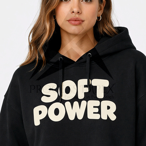 Sweat-shirt à capuche court noir pour femme, imprimé Soft Power, décontracté, en coton, avec poches, pour l'automne - Product Image 3