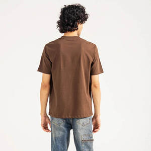 Camisetas cómodas con estampado de serigrafía, diseño único, material transpirable y estilo casual urbano perfecto. - Product Image 2