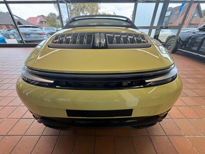 Fairly Used 2025 for for SUV Automatic Diesel Turbo Left Dark Leather R20 Panoramic Sunroof - Product Image 4