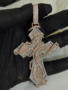 Colgante de cruz bicolor con diseño de filigrana, moissanita VVS, plata de ley 925, chapado en oro de 14K, certificado GRA, joyería hip hop - Product Image 5