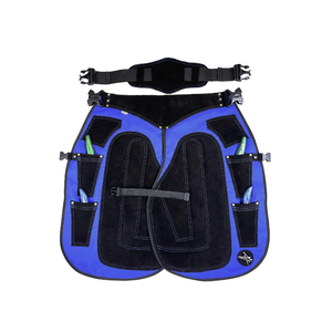 Tablier professionnel en cuir pour ferrage et toilettage équin, ajustement sécurisé, style à jambes fendues, léger, avec support dorsal en toile et aimants latéraux - Product Image 1