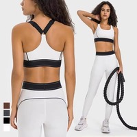 OEM Dames Crew Neck Crisscross Bandjes Lichtgewicht Ademend Vierweg Stretch 2-delige Sets Hoge Taille Billen Liftende Broeken Yoga