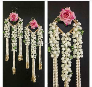 Décoration murale florale traditionnelle indienne faite à la main, Mogra Rose Perle, 21 pouces, multifonctionnelle, durable, décoration d'intérieur pour Diwali - Product Image 2