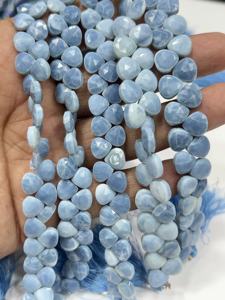 Perles de Briolette en Opale Bleue Naturelle Facettée en Forme de Cœur, Taille 6-7mm environ. Fil de 8 pouces - Product Image 5
